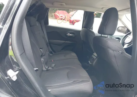 2016 Jeep Cherokee Latitude z USA, uszkodzony, nr VIN 1C4PJMCB8GW359149